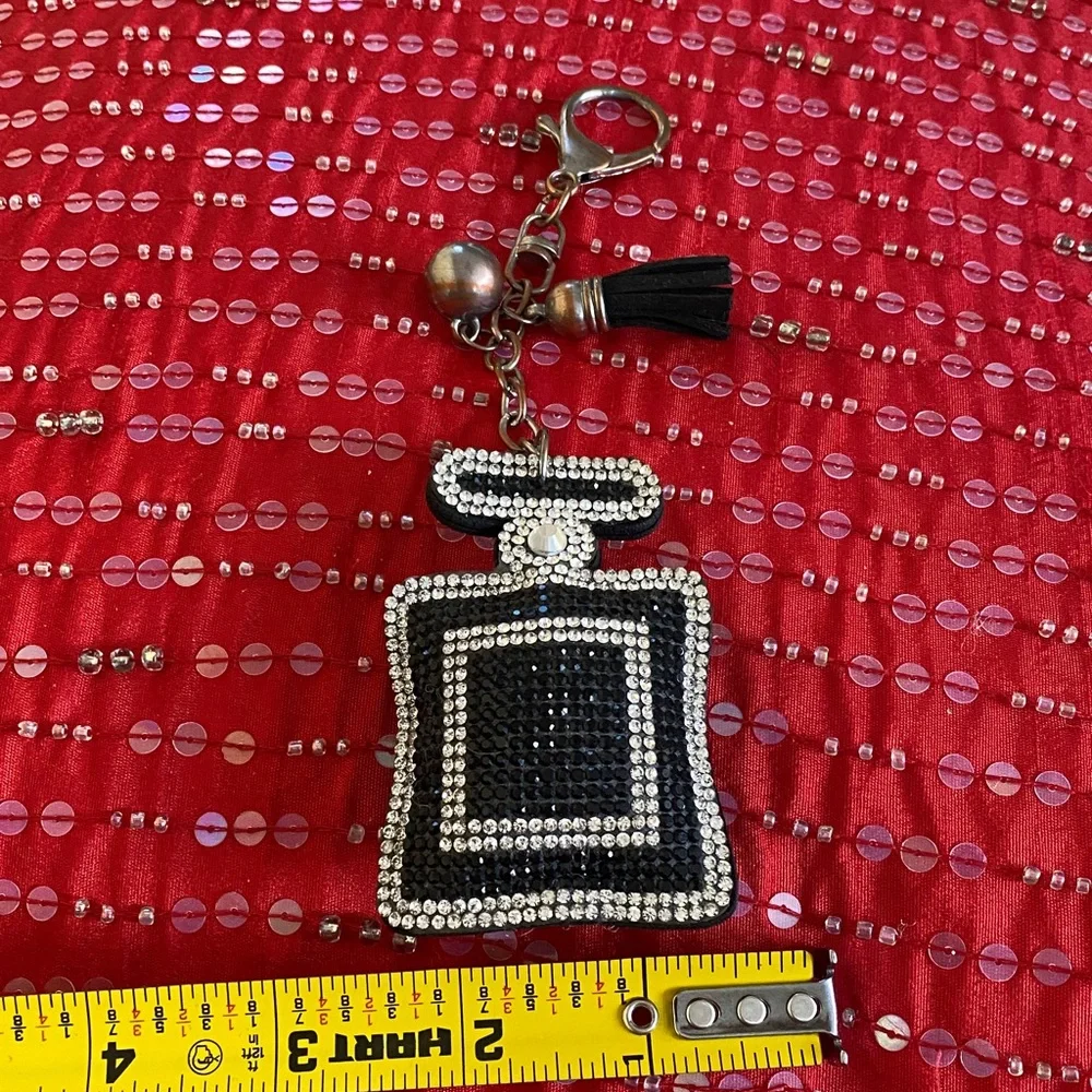 Vintage Sparkling Crystal Black White Key Chain_2